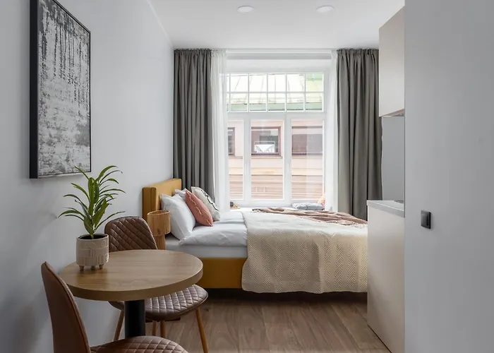 Studio With Great Old Town Location